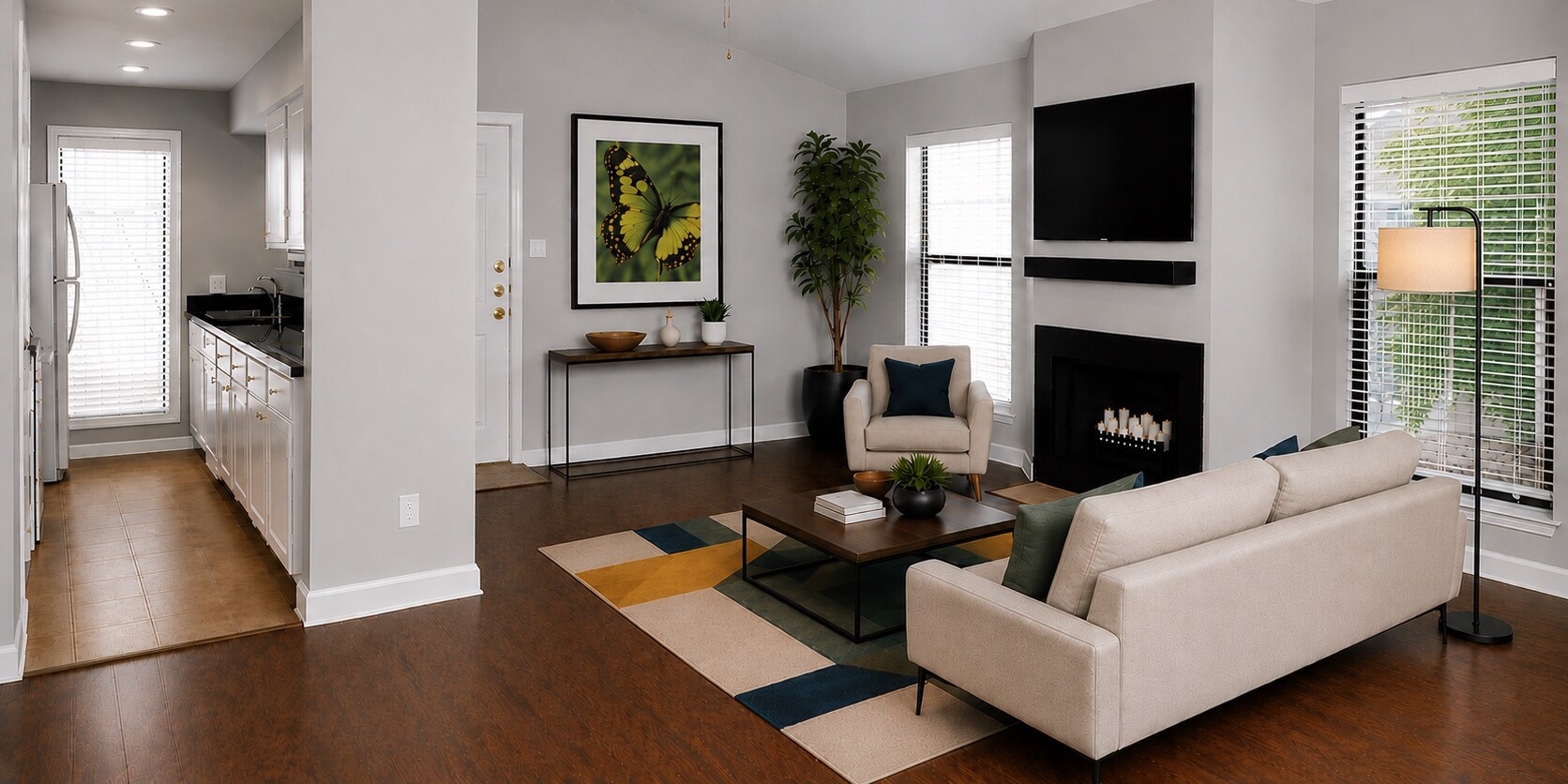 Living room - 6723 Eastridge Dr