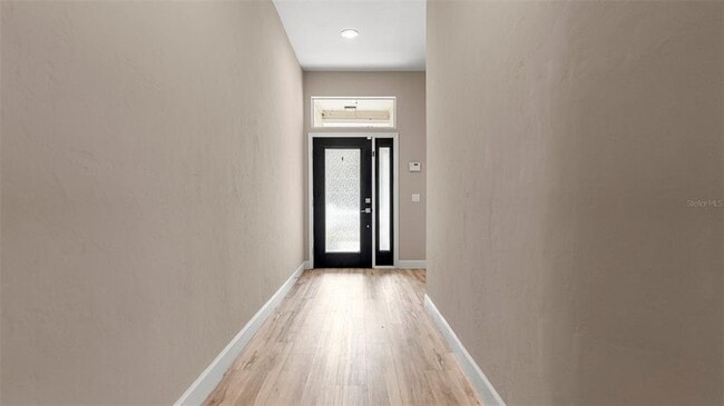 Building Photo - 9428 SW 39 Ave