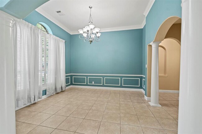 Building Photo - 11812 Sea Shadow Bend