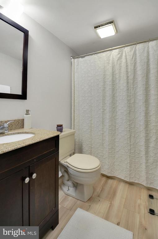 Building Photo - 46-6 Holly Dr