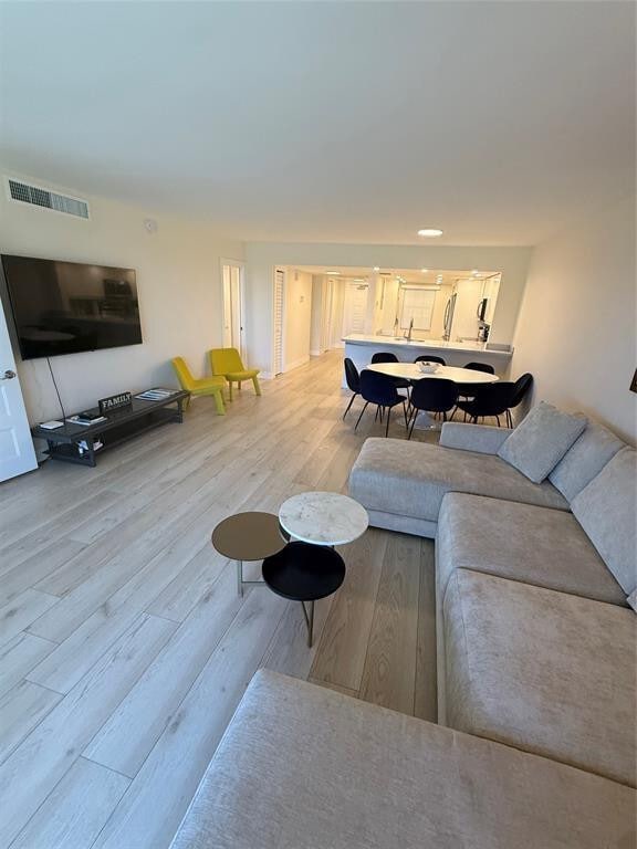 Building Photo - 802 Cypress Blvd