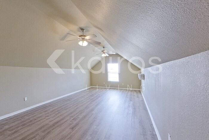 Building Photo - 7406 Vail Drive
