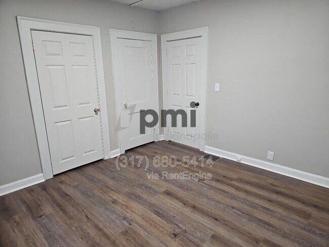 Building Photo - 2031 Southeastern Ave