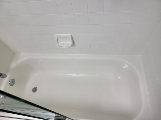 Building Photo - 1138 Coral Club Dr