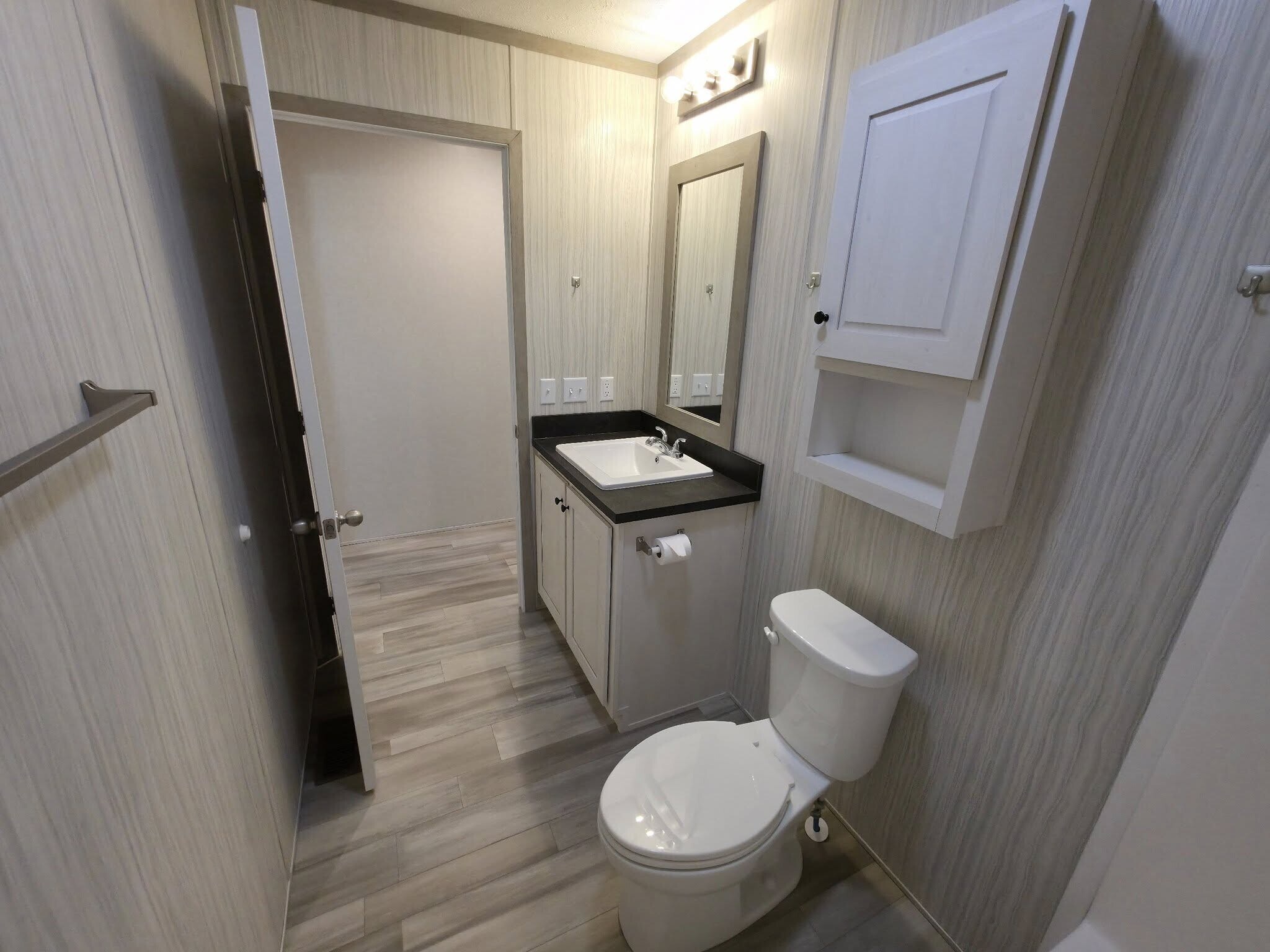 Building Photo - 1308 W Arlington Ave