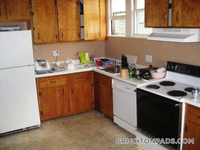 Building Photo - 31 Wade St