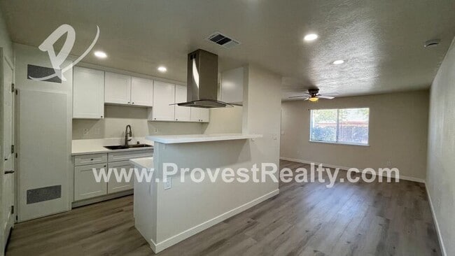 Building Photo - 13136 Navajo Rd