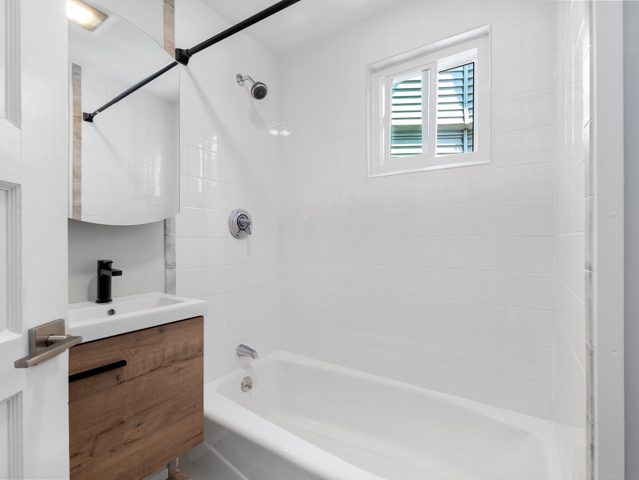 Building Photo - 59 Hawthorne St