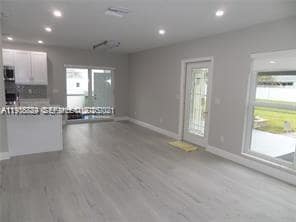 Building Photo - 6540 W 11th Ave