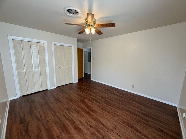 Building Photo - Spacious 3-Bedroom Home in a Great Neighborhood