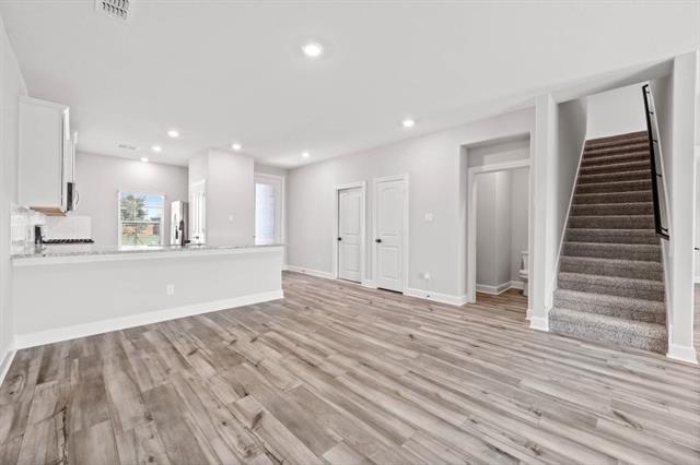 Building Photo - 1816 Jeanine Dr