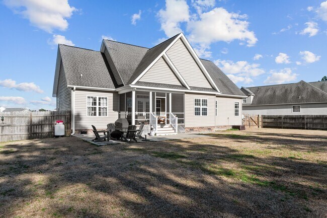 Building Photo - 149 Hilda Dr