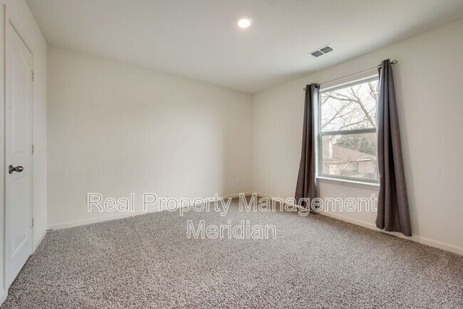 Building Photo - 8408 Buck Mountain Pass