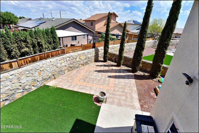 Building Photo - 14157 Robert Ituarte Dr