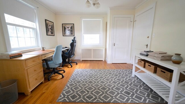 Building Photo - 6 Woodcliff Rd