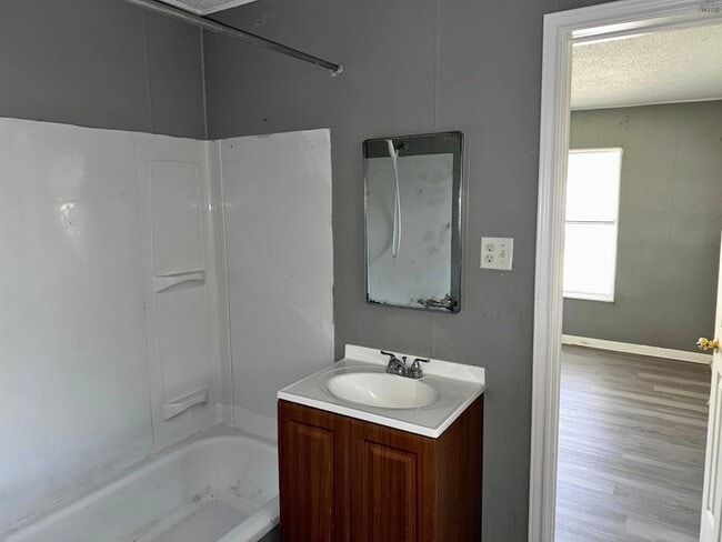 Building Photo - 2604 Wenonah Ave