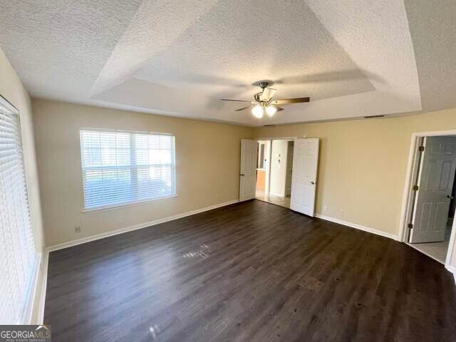 Building Photo - 1024 Greenwillow Dr