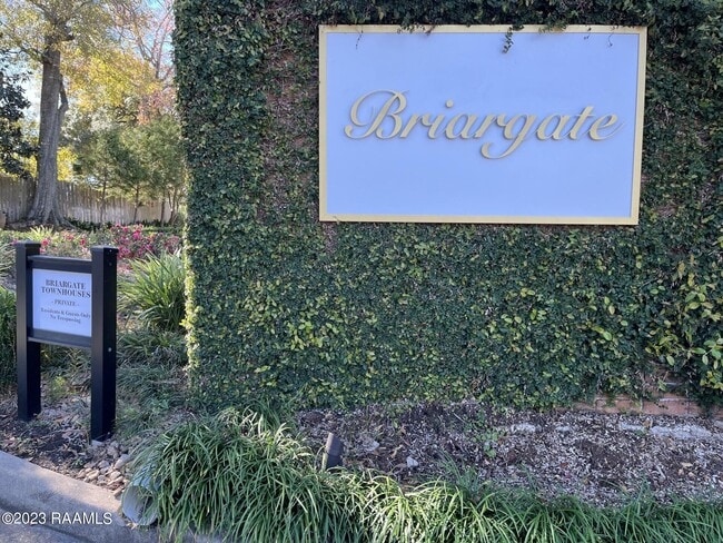 Building Photo - 403 Briargate Cir
