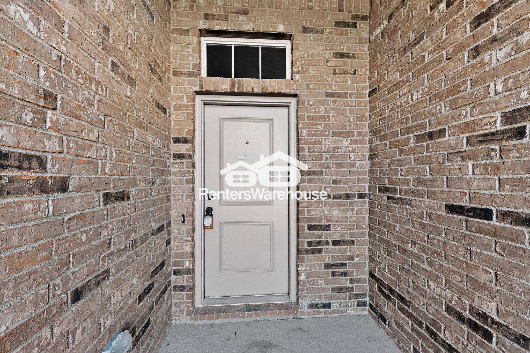 Building Photo - 8517 Centerboard Ln