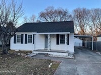 Building Photo - 937 Shamrock Ave