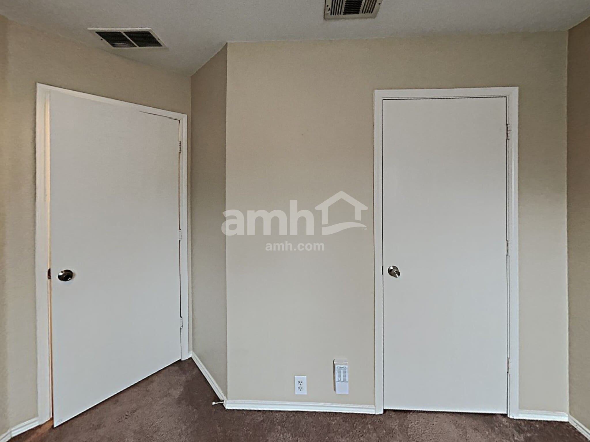 Building Photo - 2502 Quail Ridge Rd