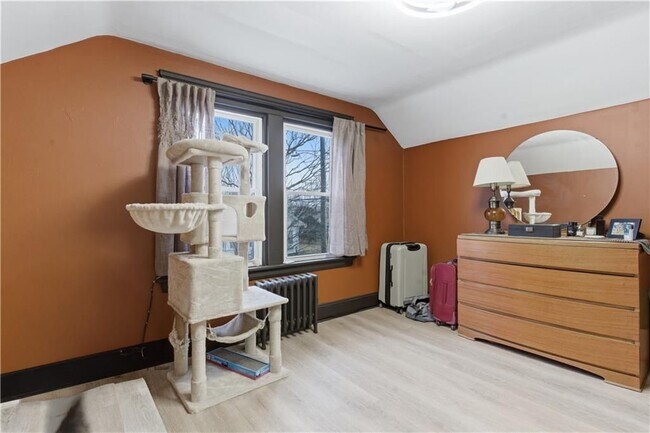 Building Photo - 44 Holburn Ave