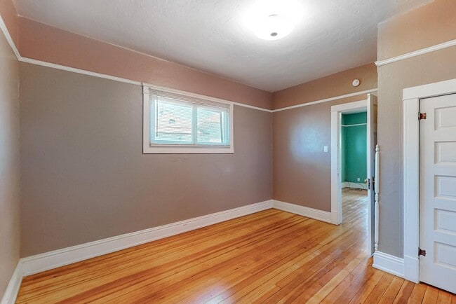 Building Photo - HISTORIC Edo BUNGALOW 2 Bedroom 1 Bath