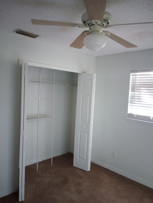 Building Photo - 2063 Penncrest Ct