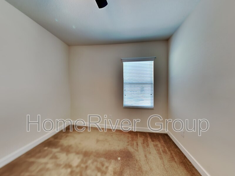 Building Photo - 10459 Flagstaff Falls Ave