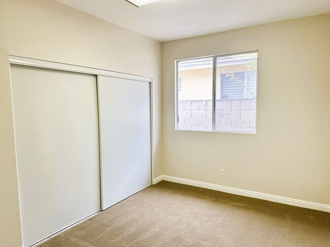 Building Photo - Refreshed Single Family Home in Garden Grove