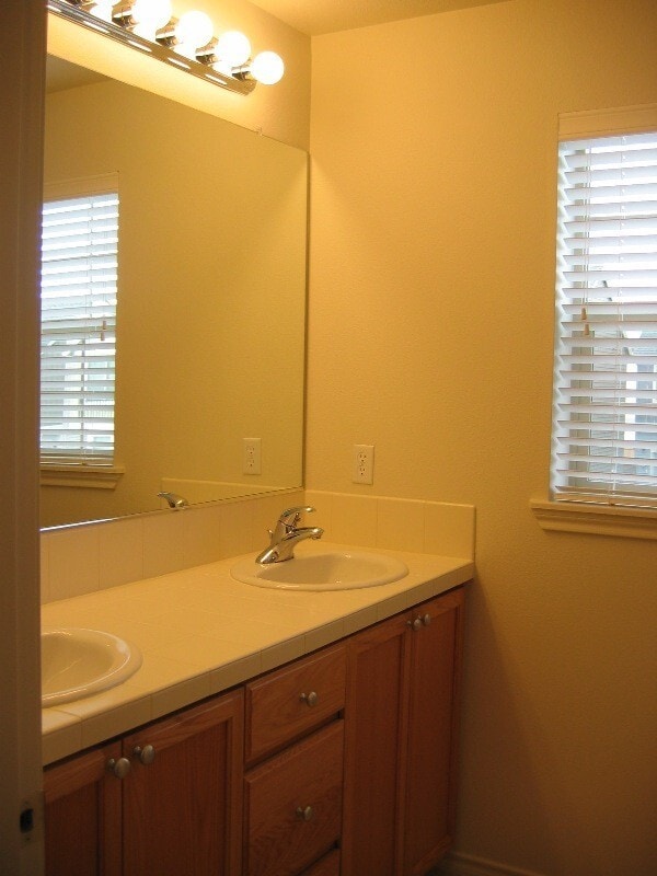 Building Photo - Charming Arbor Terrace Gem on Corner Lot –...