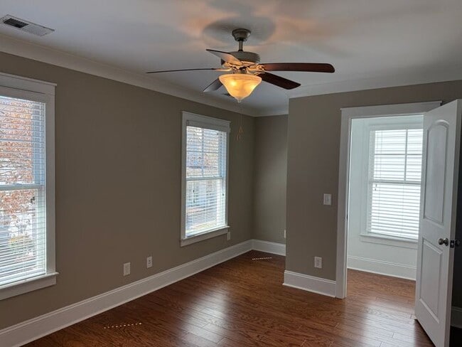 Building Photo - Lexington -Saluda River Club-Offering Self Guided Tour with RENTLY!