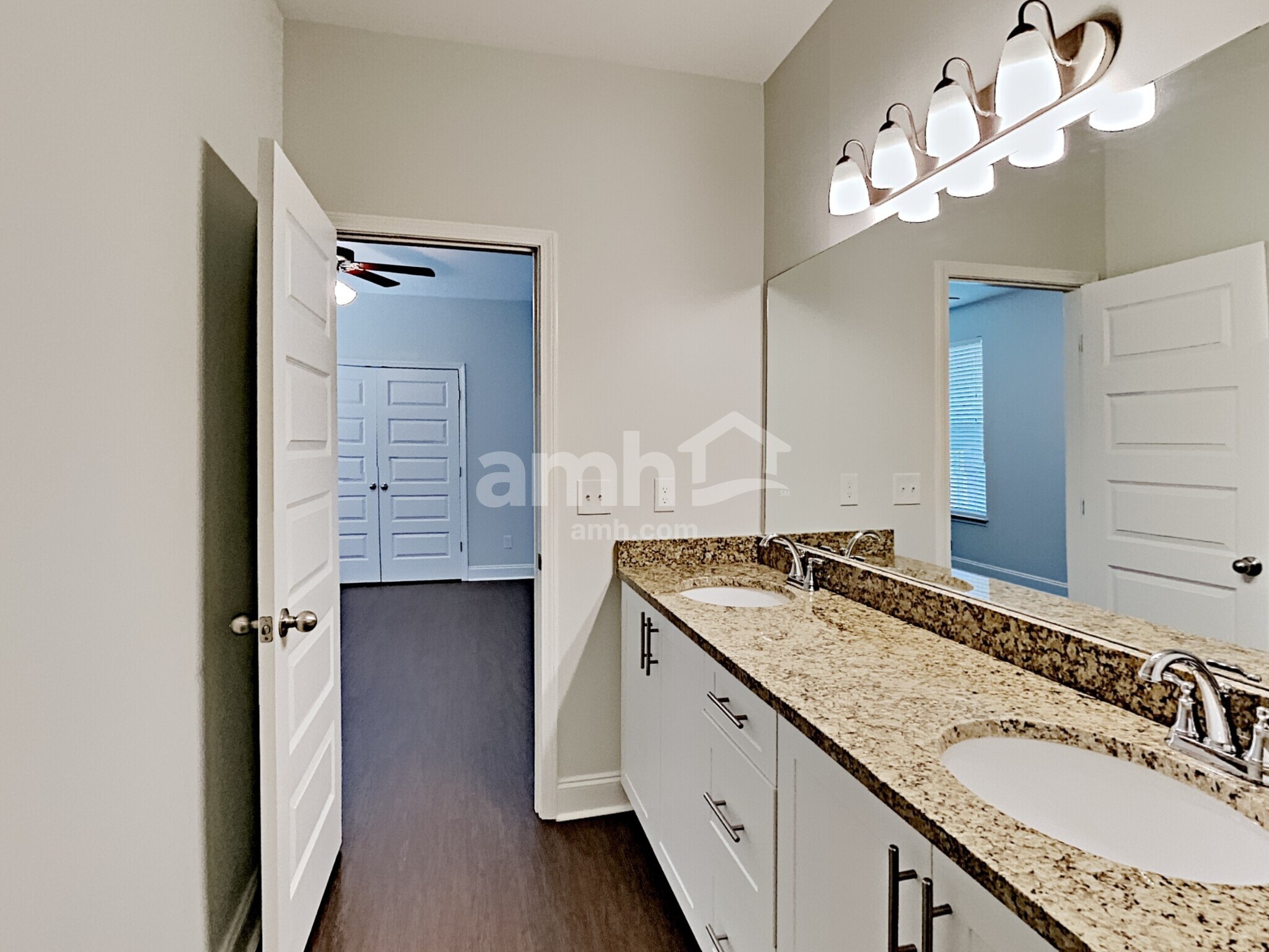 Building Photo - 5234 Tupelo St