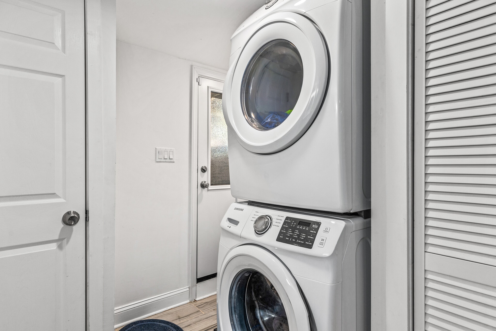 Washer and dryer - 920 52nd St NE