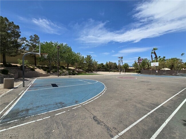 Building Photo - 125 Short Ruff Way