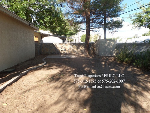 Building Photo - Spacious 4/2 close to NMSU