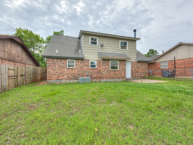 Building Photo - 4821 Cinderella Dr