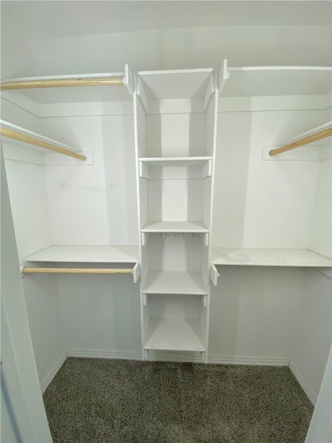 Building Photo - 133 S Pinyon Point