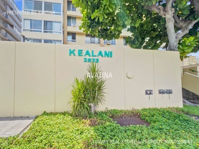 Building Photo - 2533 Ala Wai Blvd