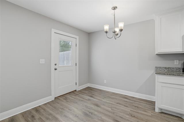 Building Photo - 1022 W Shepherd St