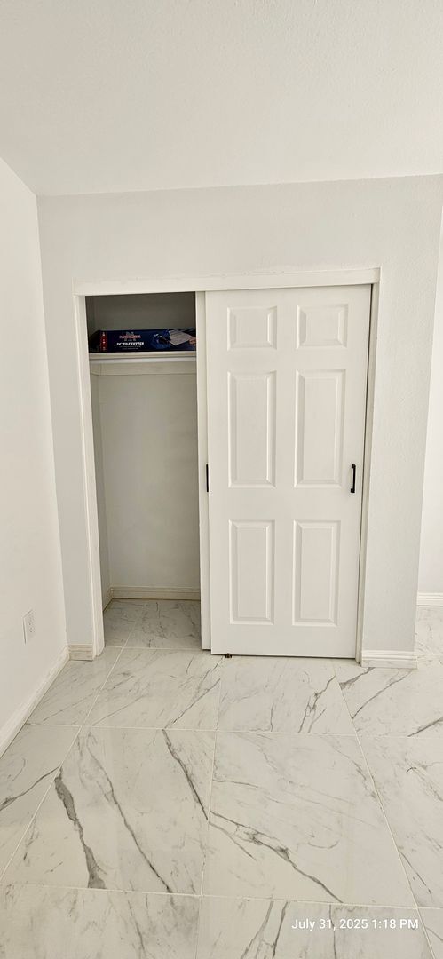 Building Photo - Centrally Located Brand New Studio ADU wit...