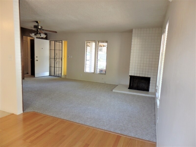 Building Photo - 127 Shadow Mountain Ct