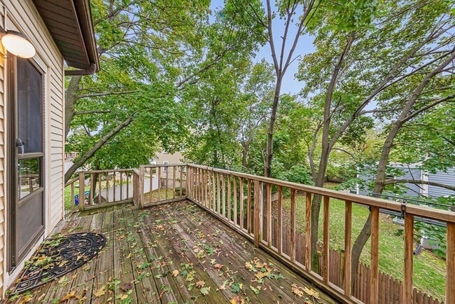 Building Photo - 27 Franklin St