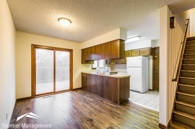 Building Photo - Incredible 2 Bedroom Duplex for Rent!