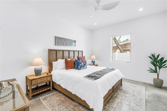 Building Photo - 2314 Floyd St