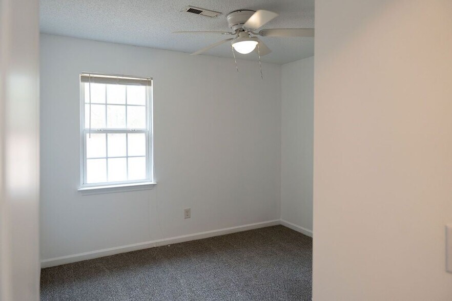 Building Photo - 5025 Bess Moore Rd