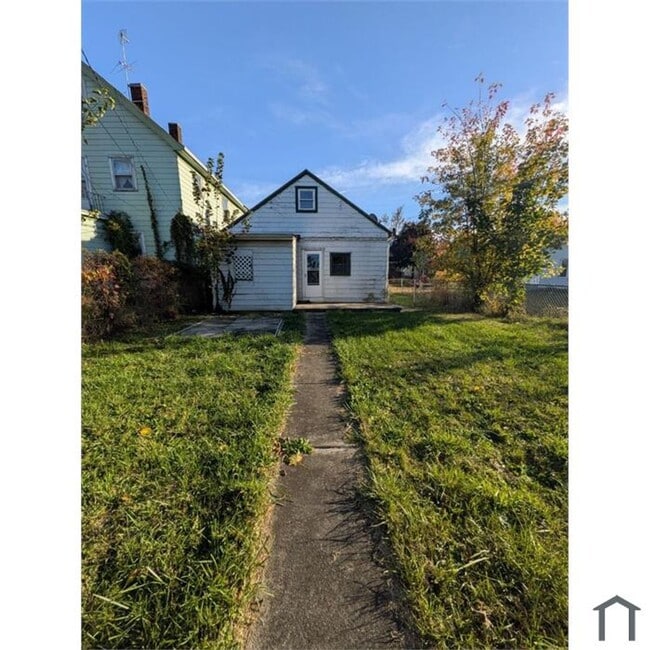 Building Photo - 7612 Colgate Ave