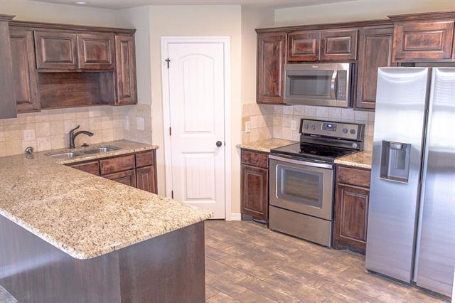 Building Photo - 103 Palomino Dr