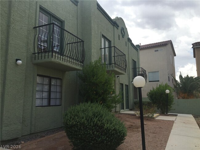 Building Photo - 7030 Burcot Ave