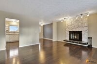Building Photo - South Anchorage Townhouse for Rent